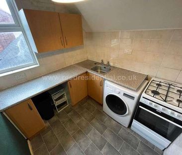 Arthur Avenue, Nottingham, NG7 - Photo 2