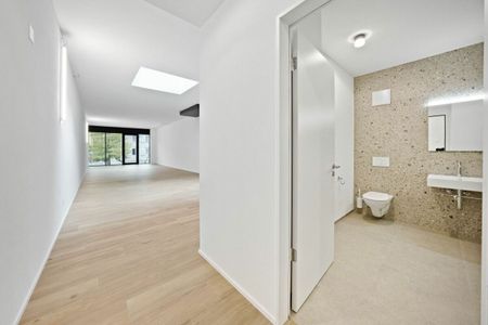 Studio loft de 87 m² en B50 - Vivre et travailler dans le centre de Buchs - Photo 2