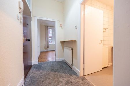 1 bedroom ground floor flat to rent - Photo 4