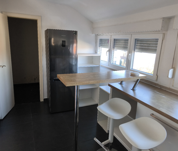 S-Heumaden: Moderne, helle 2-Zimmer-Dachgeschosswohnung mit Balkon - Photo 4