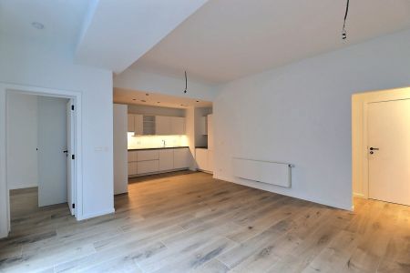 For rent Appartement à Ixelles - Photo 3