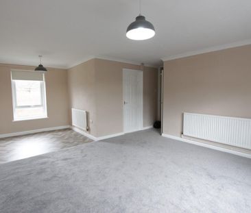 Ormond Road, Jordanthorpe, Sheffield - Photo 1