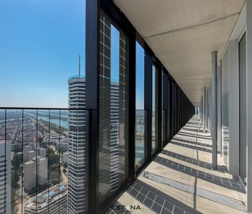 DC 2 – Architektonische Raffinesse mit Weitblick im 51. Stock - Photo 6