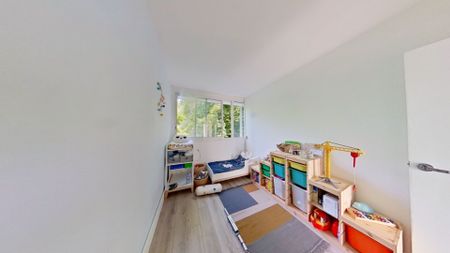 Location Appartement 4 pièces 79m² - Photo 4