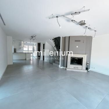 Au cœur de Troinex, dans un écrin de verdure - Photo 1