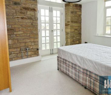 Whitley Willows, Lepton, Huddersfield, West Yorkshire, HD8 - Photo 1