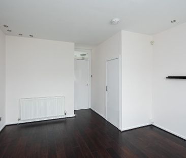 2 bedroom semi-detached house to rent - Photo 2