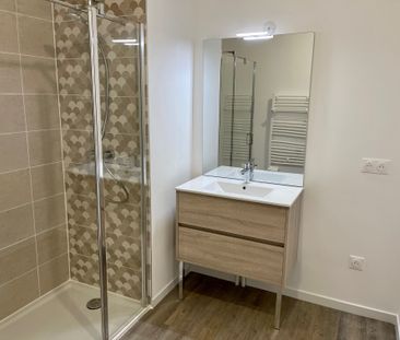 Location Appartement 2 pièces 47m² COULOMMIERS 77120 - Photo 4