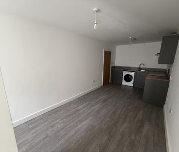 1 bedroom flat to rent - Photo 6