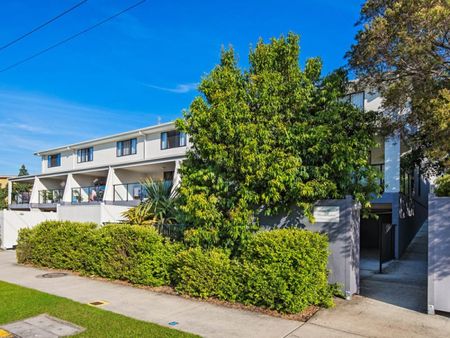 Two-Bedroom Townhouse in Maroochydore! - Photo 5