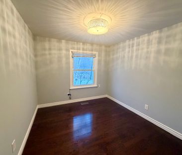 For Lease - 59 Carlton Road, Markham, Ontario - Photo 2