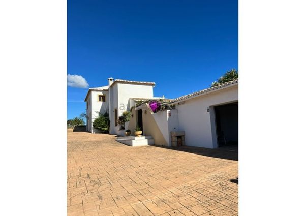 3 room luxury House for rent in Benitachell, Spain