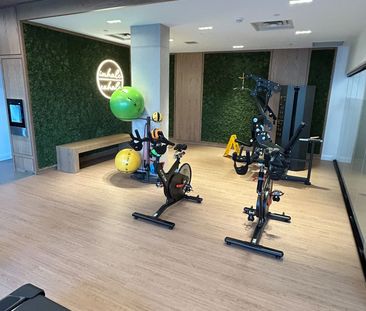 For Lease - 3250 Carding Mill Trail Unit# 332, Oakville, Ontario - Photo 6