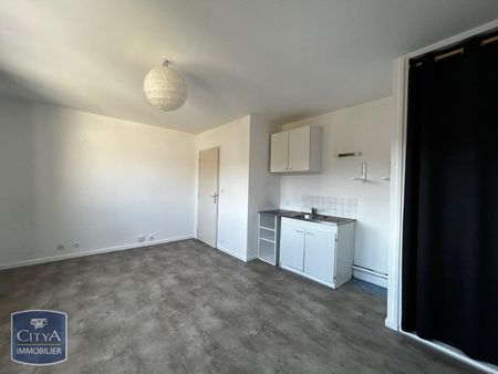 Location Appartement 1 pièce 24m² LILLE 59000 - Photo 3