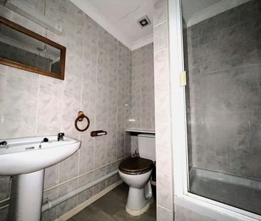 Maisonette to rent on - Photo 3