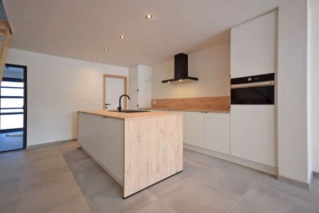 GERENOVEERDE WONING MET 3 SLAAPKAMERS - Photo 4