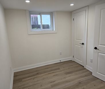 For Lease - 44 Child Drive Unit# Basement, Aurora, Ontario - Photo 2