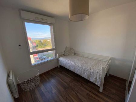 Location Appartement 76 M² HUNINGUE 1 360 € - Photo 4