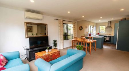 Modern Townhouse with Convenience and Style - Photo 3