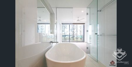 Broadwater Views & Resort-Style Living - Photo 3