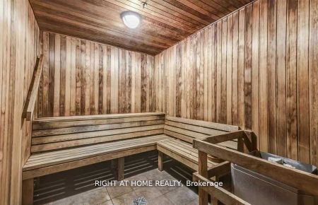 For Lease - 2285 Lake Shore Boulevard Unit# 2214, Toronto, Ontario - Photo 2