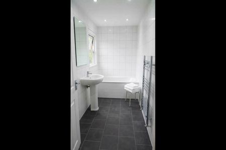 Room in a Shared House, Balfour Road, IG1 - Photo 4