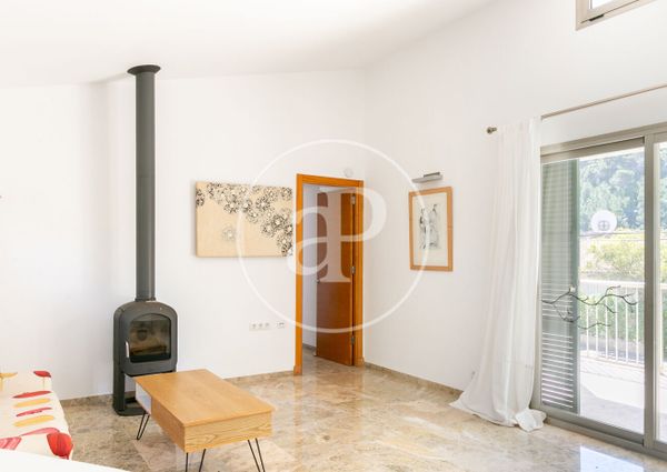 House for rent in Cala San Vicente