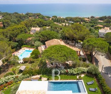 LOCATION SAISONNIÈRE - LA NARTELLE - VILLA MODERNE APERÇU MER -5 CH... - Photo 6