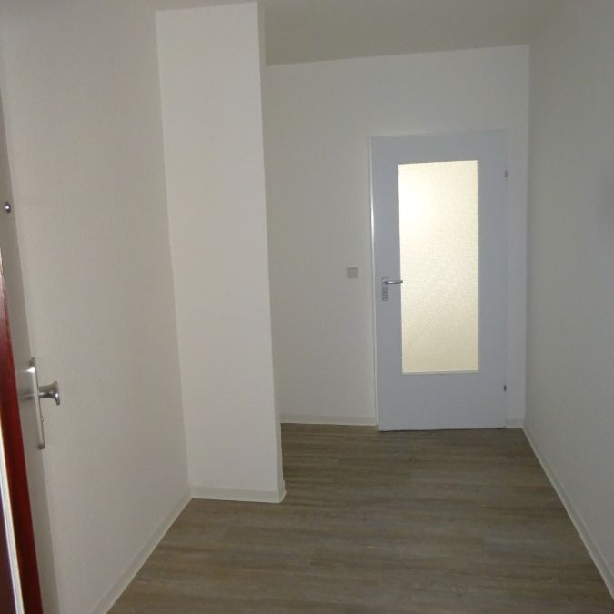 Frisch renovierte Wohnung in zentraler Lage! - Photo 1