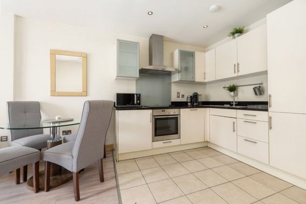 1 Oak House Carrickmines Green Carrickmines Dublin 18 D18 W085 IE - Photo 1