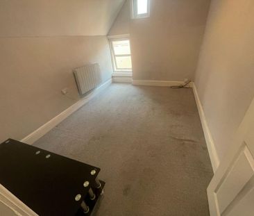 House share to rent - Photo 3