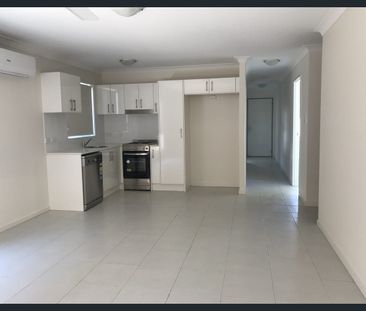 Affordable Glenvale Living Awaits You! - Photo 5