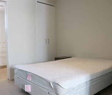 Fully Furnished One Bedroom Apartment - Photo 2