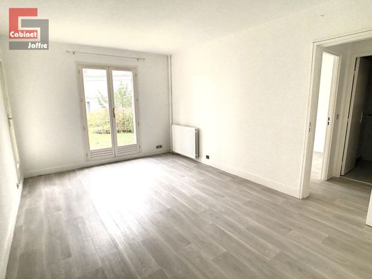 Location Appartement 2 pièces 39m² FONTAINEBLEAU 77300 - Photo 1