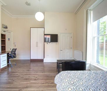 Studio to rent - Photo 6