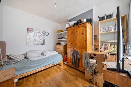 4 bedroom terraced house to rent - Photo 4