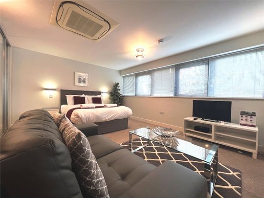 studio to rent - Photo 1