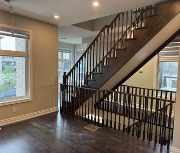 For Lease - 2518 Littlefield Crescent, Oakville, Ontario - Photo 5