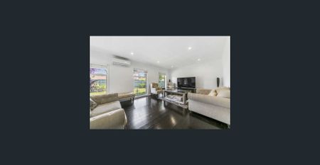 Superb Home with Two Living Rooms and Two Split Air-Cons - Photo 2