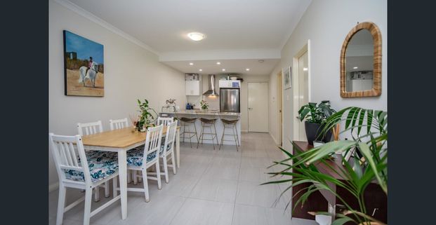 Modern & Convenient! - Photo 1