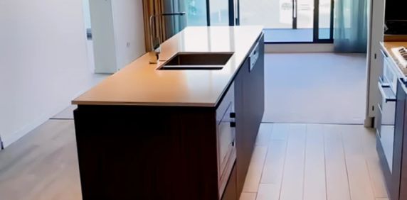 3 bed 2 bath*211 - Photo 2