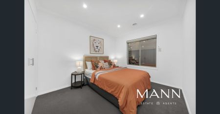 Stunning Family Home in Top Location - Photo 3