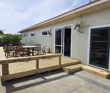 Fully furnished 2 bedroom in Hawera - Photo 3