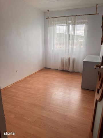 Apartament 3 camere, decomandat, in Db. Rotund - Fotografie 4