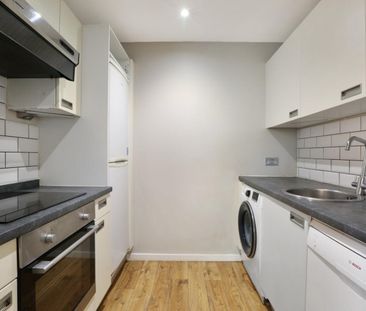 1 bedroom Flat To Let Total Size: 485 SQ FT - Photo 1