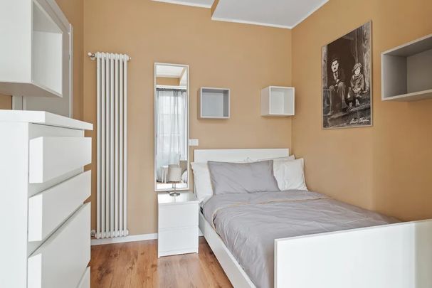 Via Isaac Newton, Milan, Lombardy 20148 - Photo 1