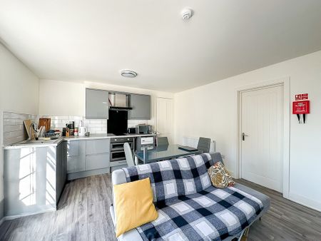 Bateman Street, Cambridge - Photo 4