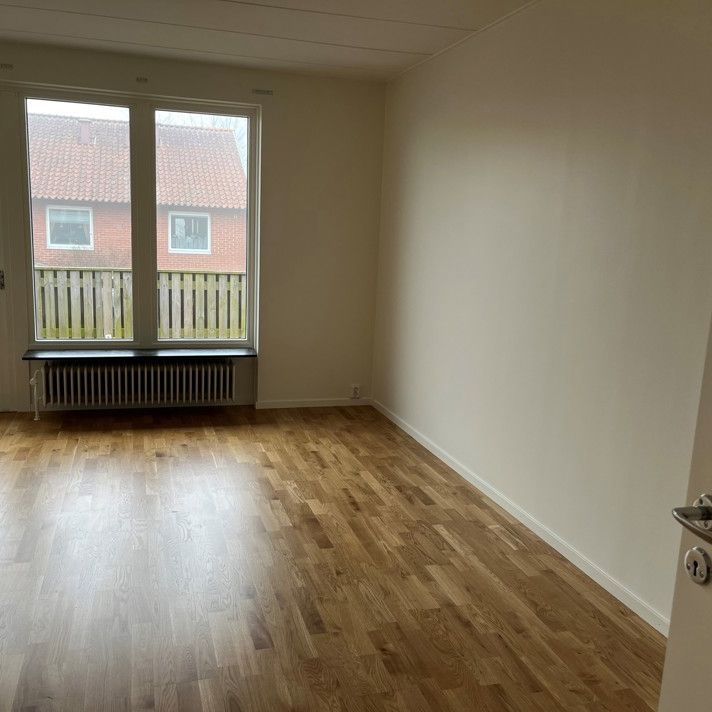 Västra Backgatan 16, Rydsgård - Photo 1