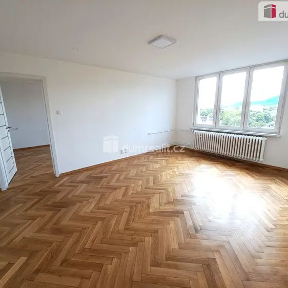 pronájem bytu 2+1, Teplice, Duchcovská - Photo 1