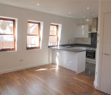 Akeman Street, Tring - Photo 1